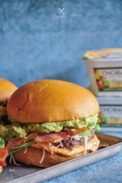 food-porn-diary:  Southwest Bacon Burgers with Guacamole and