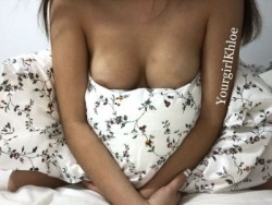 lilgirlkhloe:  Like what you see? 😛 My premade videos are