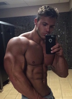 lockershots: Give your favorite muscle a workout at lockershots.tumblr.com