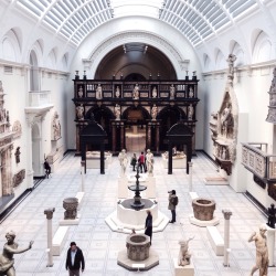 avecmci:  Victoria and Albert Museum, London 