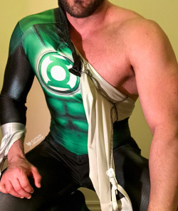 captnspandex:  Superhero Sunday: Green Lantern #cosplay #greenlantern