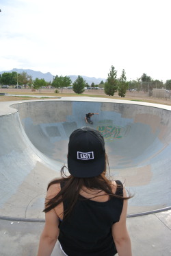 s-u-p-r-e-s-s-a-o:  + f http://start-o.tumblr.com/  + f http://faqkefa.tumblr.com/