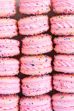 sweetoothgirl:  Pretty Macarons💜 (Recipes 1, 2, 3, 4, 5, 6,