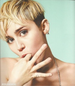 r-miley:  new miley blog ♡