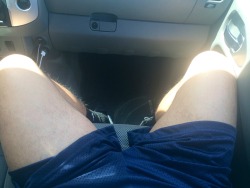 juareziannnn:  Fuzzy thighs sell
