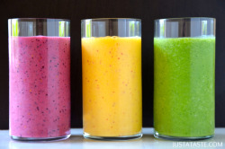 beautifulpicturesofhealthyfood:  Mixed Berry Smoothie; Mango