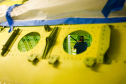 bloombergphotos:  A worker assembles a Boeing Co. 777 airplane