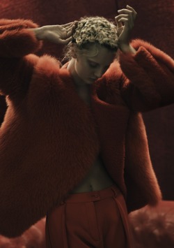 stormtrooperfashion:  Codie Young by Rory Payne for Twin Magazine #11,