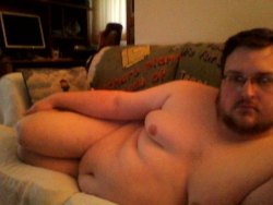 tinydickfatty:  anybody out there know who I am? lol  if you