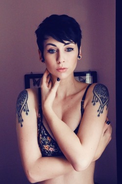 Girls With Tattoos