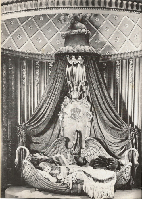 Lilian Rich in Cecil B. DeMille’s The Golden Bed (1925). From A Pictorial History of Sex in the Movies, by Jeremy Pascall and Clyde Jeavons (Hamlyn, 1975). From a charity shop in Hockley, Nottingham.