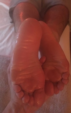 Wide size 12 soft smooth jock heels and soles 