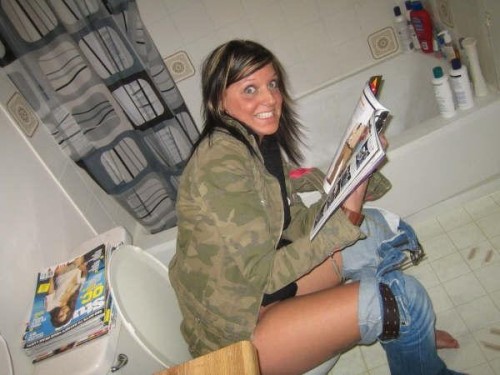 dimitrivegas:  Sheâ€™s poopin  S