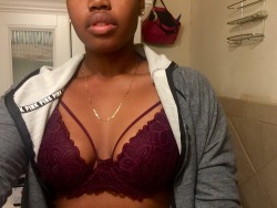 g0dziiia:  I’m buying this bra in ever color possible  From
