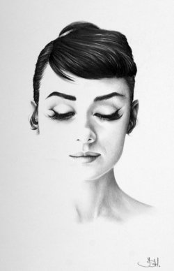 jedavu:  Gorgeous Half-Drawn Portraits Of Female Celebrities