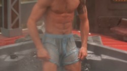 bbfanchat:Bobby wore his underwear in the pool.