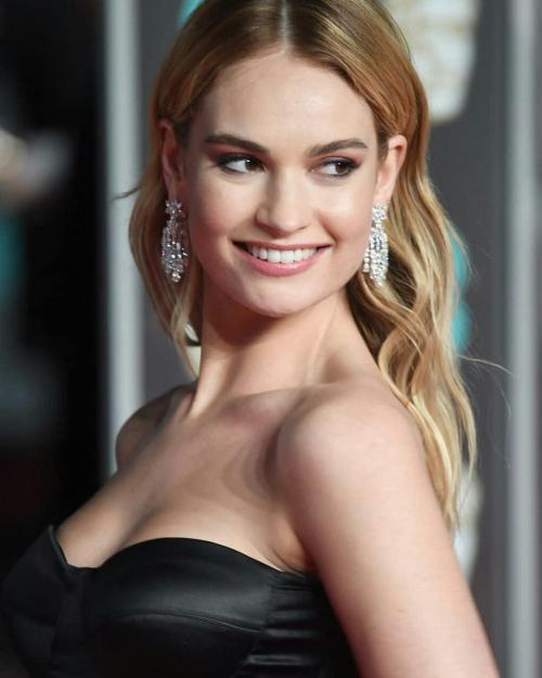 inspok:Lily James