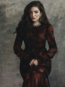 miss-mandy-m:  Lorde in Givenchy photographed by Robbie Fimmano