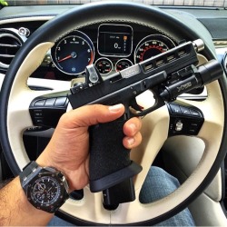 thug-of-arabia:  Glock 