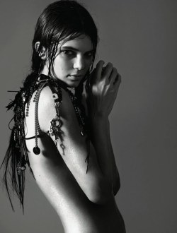 momongamon:  Kendall Jenner by David Sims