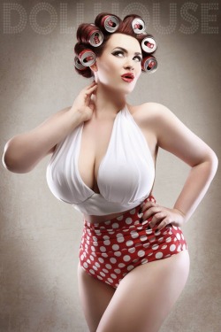 alternative-pinup:  For more High Quality Women visit:High Quality