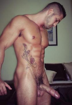 bigcocksrock:  Definitely want to sample what he unloads.
