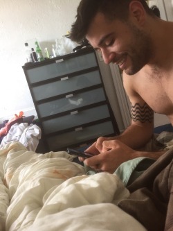 scimansays:  Post-Pride morning debrief in bed with @jskrilla.