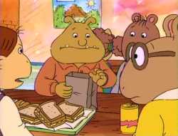 jackanthfern:   outofcontextarthur:  muffy’s lunch consists