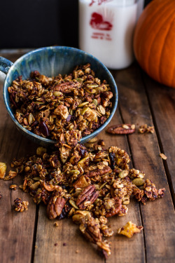 yummyinmytumbly:  Brown Butter Pecan + Maple Quinoa Autumn Harvest