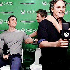 daisyyoshi:The bro hug Jeremy and Chris give to each other is
