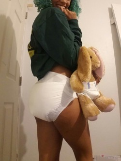 sunnywittledays:  Bed time matching