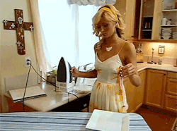 realitytvgifs:  me trying to cook breakfast