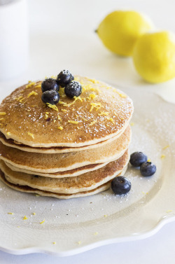 magicalfoodtime:  (via Healthy Blueberry Lemon Buttermilk Pancakes)