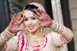 beautifulsouthasianbrides:  Am   Raman - Vancouver Photographer: Brian