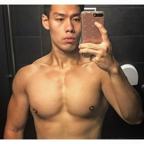 boys-and-popculture:(via HOT VIETNAMESE GUYS On Instagram) 