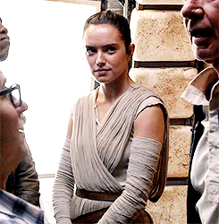 jessicachastein:  Daisy Ridley behind the scenes of “Star Wars: The Force Awakens” 
