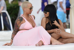 ikonicgif:  Amber Rose and Blac Chyna at a pool party in Miami