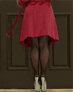 brass-tacks-time:  dirty-brunette-beauty:  Arriving to @brass-tacks-time’s