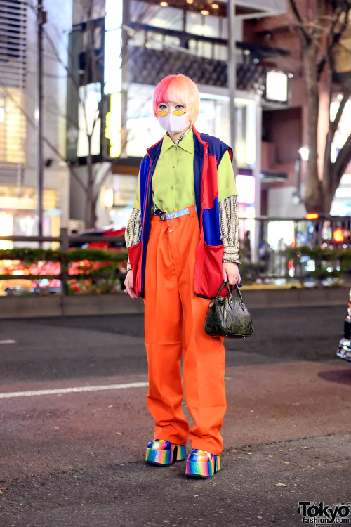 tokyo-fashion:  Masked 14-year-old Japanese student Shiori on