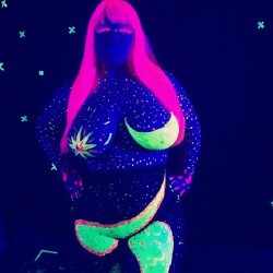 londonandrews:  We are all made of stardust â€¦ @acp3d #blacklights