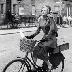ridesabike:  Maggie Smith rides a bike.  I know this is probably