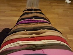 phftsh:  30 layers of pantyhose by @tightsbyliz from twitter