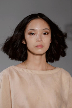 driflloon:    Beauty @ Jill Stuart FW15    