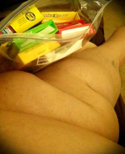 astrangefatlady:  Left Leg Rolls and Fatty Snax Candy Godiva