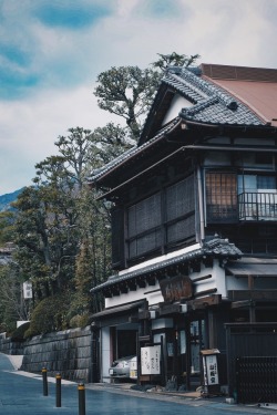 tokyotuisku: Koumedo, a long-established confectionery store,