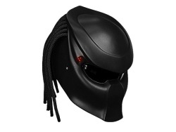 finofilipino:  Cascos Predator. Me han entrado unas ganas absurdas