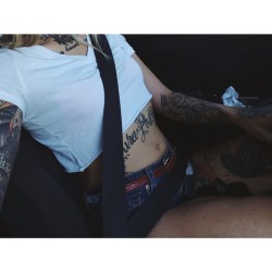 skullbxnes:  Tattoo blog 