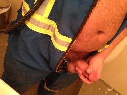 k4n7gaycubs:  sub. 51 Hard at work!  