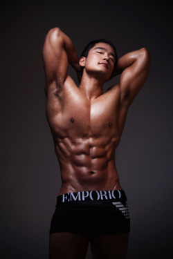 eastasianmen:  Oh, well hi there 