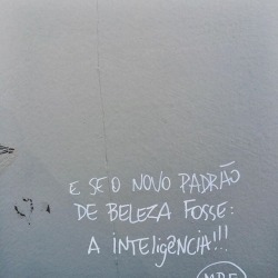 Sem contratos de amor eterno.